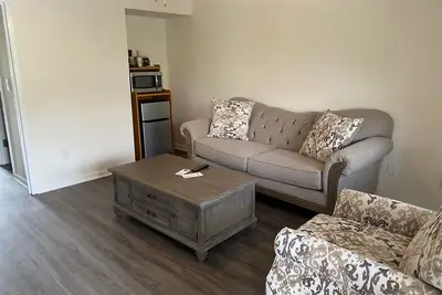 Image de Pet friendly suite that overlooks Lake Cumberland's Safe Harbor Jamestown #107