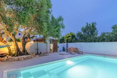 Image de Holiday home Casa Lyra with heated pool in Novigrad 800m from the beach