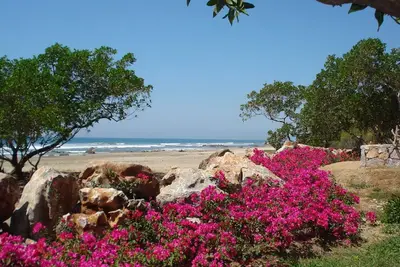 Image de Cangrejo y Toro      Luxury Oceanfront Villa \n          Privacy on Seven Acres