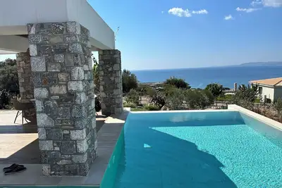Image de New top house over pefkos with beautiful view, excl. pool on a private huge plot