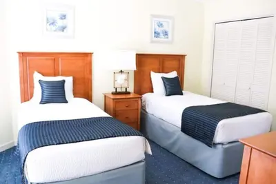 Image de Walk To The Beach! 3 Bedroom Cottage at Port O' Call in Hhi'S Luxury Resort