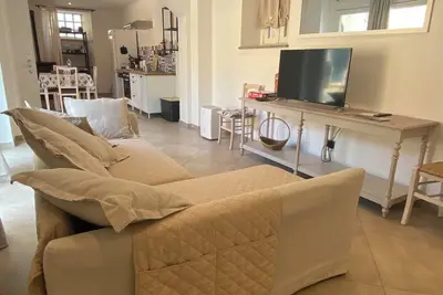 Image de Quadrifoglio Apartment - Nice and spacious studio apartment in the center of town