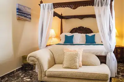 Image de Milltops: 2-bedrooms, Pool, Ac and WiFi  located in  Christ Church Barbados.