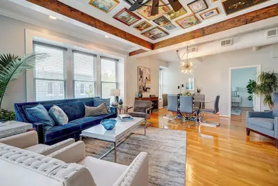 Image de The Art Loft - A Luxurious 2-BdRm in the Heart of Historic Downtown Wilmington