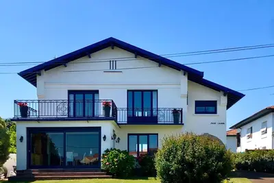 Ciboure - Maison de charme avec vue sur la Nivelle - Plages et commerces à pied