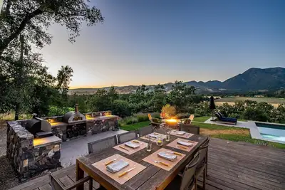 Image de Calistoga Vista-Pool, Hot Tub - Tastings Included