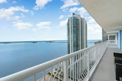 Image de Cbb 3502 Stylish 3bdr w breathtaking ocean view