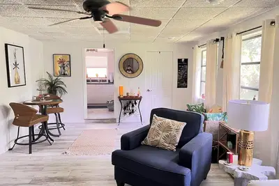 Image de Cozy 1-bedroom in law suite with WiFi, Ac in superb Venice