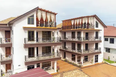 Image de Maat Luxury Homes