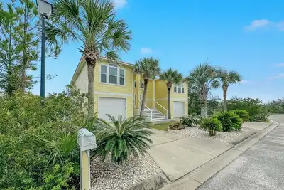 Image de The Yellow House South at Herons Walk | Pool | Dog-Friendly | Hot Tub | My Beach Getaways