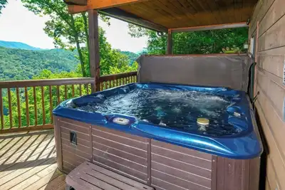 Image de Riversong Retreat - Pet-friendly with fenced-in yard!