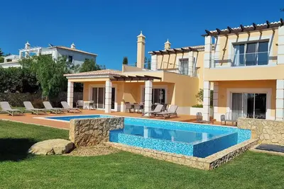 Image de Appartement \"Villa Premium\" avec vue sur les montagnes, Wi-Fi et climatisation