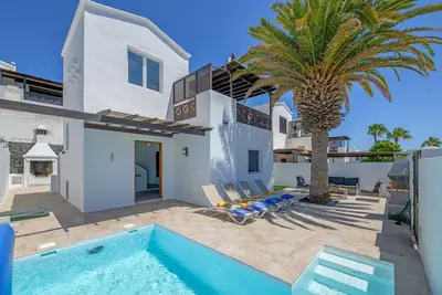 Image de Villa de vacances 'Karina' avec piscine privée, Wi-Fi et climatisation