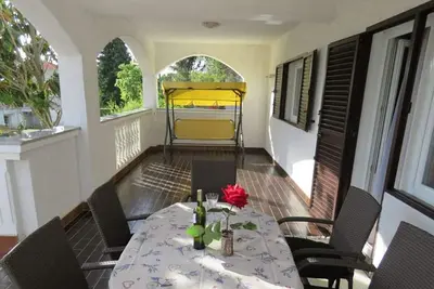 Image de Appartement de deux chambres avec la terrasse Biograd na Moru, Biograd (A-23415-f)