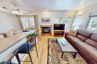 Image de Fairway Foothills #3335
