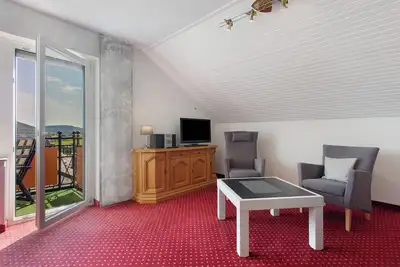 Image de Appartement 'Appartment 1' avec vue sur les montagnes, balcon et Wi-Fi