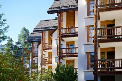 Image de Schweizerhof 414 by Interhome