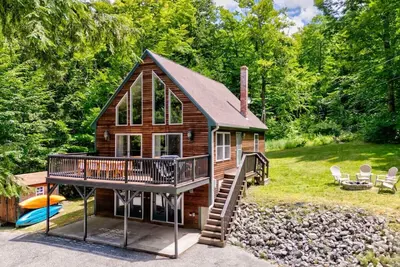 Image de Waterfront Access with Kayaks, Private Deck and a Firepit