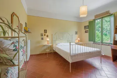 Image de Agréable appartement avec Wifi, Tv, animaux admis et vue panoramique, près de San Gimignano