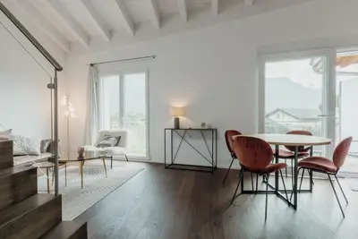 Image de Magnifique appartement central avec vue dégagée