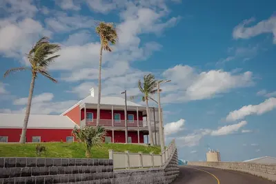 Image de West End Gem | Homestead at Moresby House | Sleeps 9+