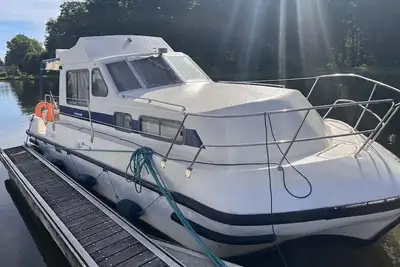 Image de Séjour insolite sur un bateau au cœur de Châtillon-en-Bazois, romantisme et nature inclus