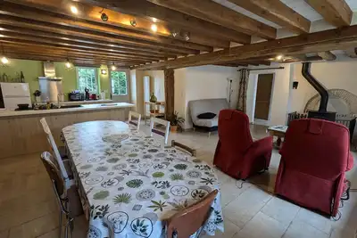 Image de Gîte familial rénové avec jardin, proche forêt d'Orléans et activités, à 1h d'Orléans et 2h de Paris