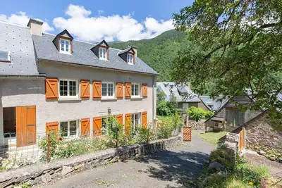 Image de Maison typique 10 pers. avec Wifi, jardin et terrasse, Ă 5 min de Loudenvielle