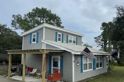 Image de Bosun Joe's Boathouse 2br/2ba close to boatramp