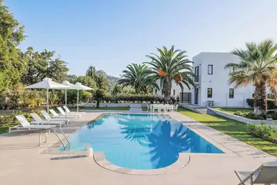 Image de Villa Gaia Gardens - Quatre Chambres Villa, Couchages 8