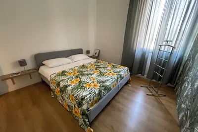 Image de Appartement dans une zone sûre et tranquille à deux pas du centre ville