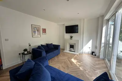Image de Spacious 4 Bedroom House At Nottingham