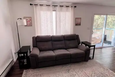 Image de Relaxing condo close to everything (2 bdr 2 bath)