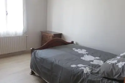 Image de Maison   Pour 8 Personnes Sur Terrain Arbore Clos De 1200m2. Animaux Acceptes