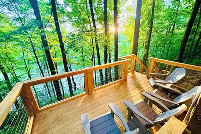 Image de Ridgecrest Retreat: Summertime Smoky Mtn Cabin•WaterView•Fish•HotTub