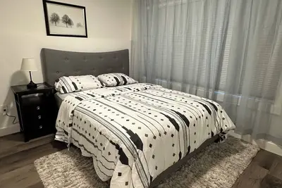 Image de Juanu’s Cozy Cove - Walkout Basement Suite\nFamily Friendly\n15mins from Airport