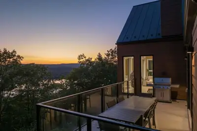 Image de VillaBaraka | Lumina | Hot Tub | Pool Table