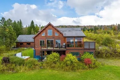Image de La Grande Ourse | Hot Tub | Scenic View | Foosball