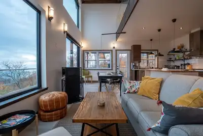 Image de P`tite ferme Quebec | Scenic View |Sauna | Hot Tub