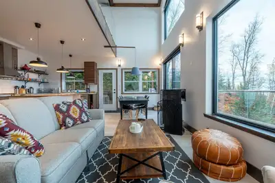 Image de P`tite ferme Baie St-Paul|View |Hot Tub|Pool Table