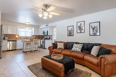 Image de Charming 4-bedroom house, family and pet friendly, in desirable east Tucson!