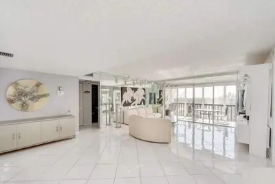 Image de Cozy 3-bedroom condo with WiFi, Ac in marvelous Lauderhill