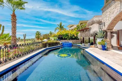 Palmilla Villa with Ocean Views and Golf Access