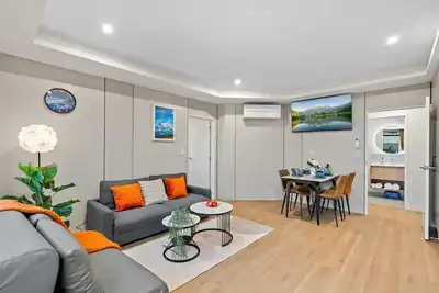 Image de New warm modern family friendly /Unit4/2bedroom