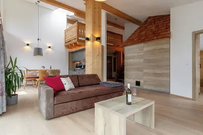 Image de Bel appartement à deux niveaux avec sauna privé