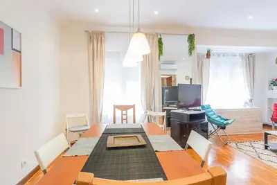 Image de Charmant appartement d'une capacité de 6 personnes à proximité du coeur de la vi