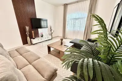 Image de 4 Bedrooms Luxury Scandi Style Retreat in the Center of Muscat