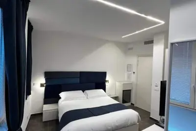 Image de \"Joyfül Accomodation Camera 3\" avec Wi-Fi et climatisation