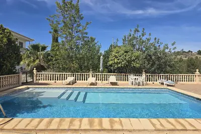 Image de Appartement supérieur avec piscine communautaire