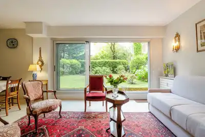 Image de The Garden of La Muette, by Veeve